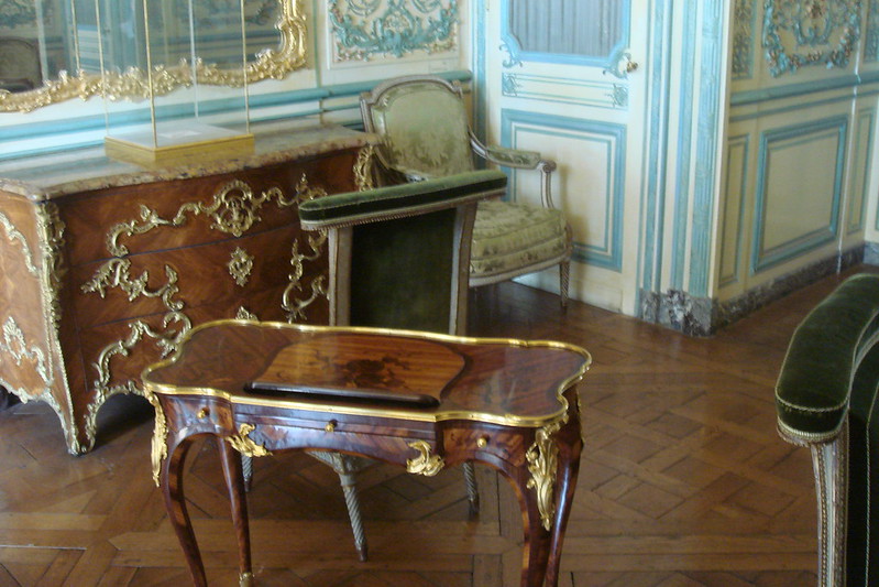 Au service de l'ouvrage